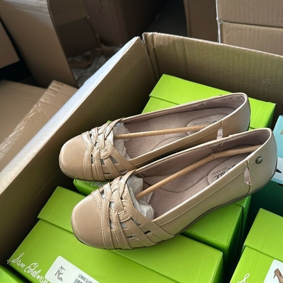 LIFESTRIDE WOMENS DIVERSE FLAT TAUPE (WIDE) - Picture 6 of 8